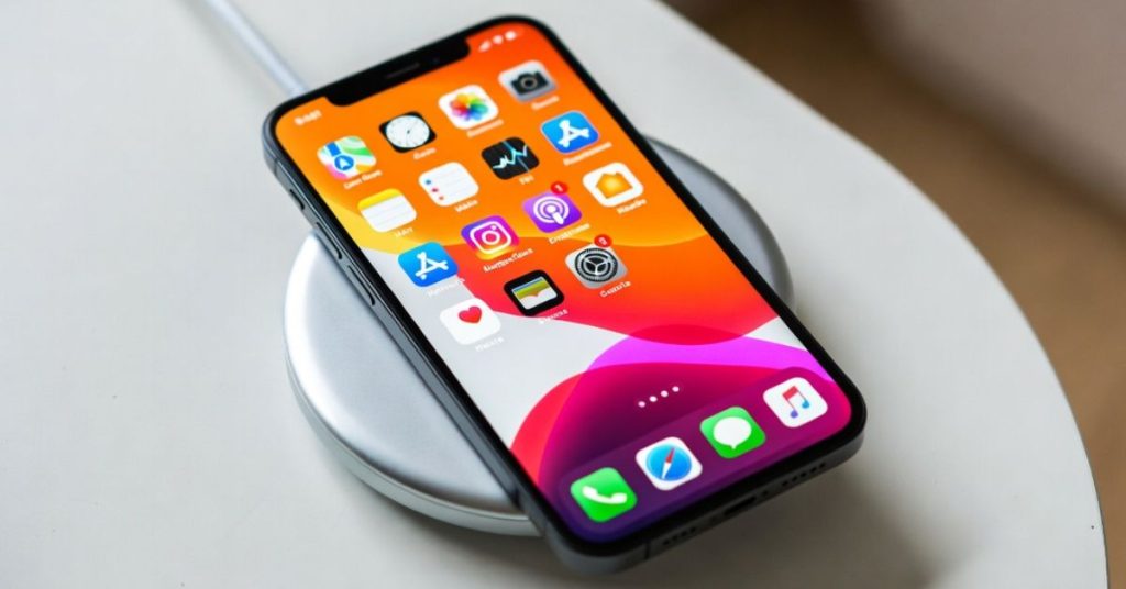 nfc-checks-for-iphone-magsafe-accessories